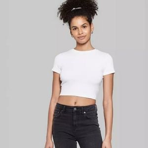 Cropped Short Sleeve Crew Neck T-shirt